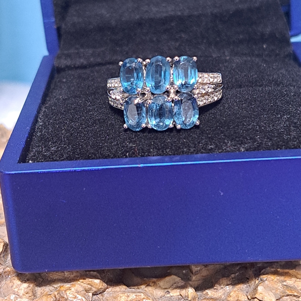 925 sterling silver Blue topaz ring size 7 6 Oval cut 6mmx4mm w white topaz acce